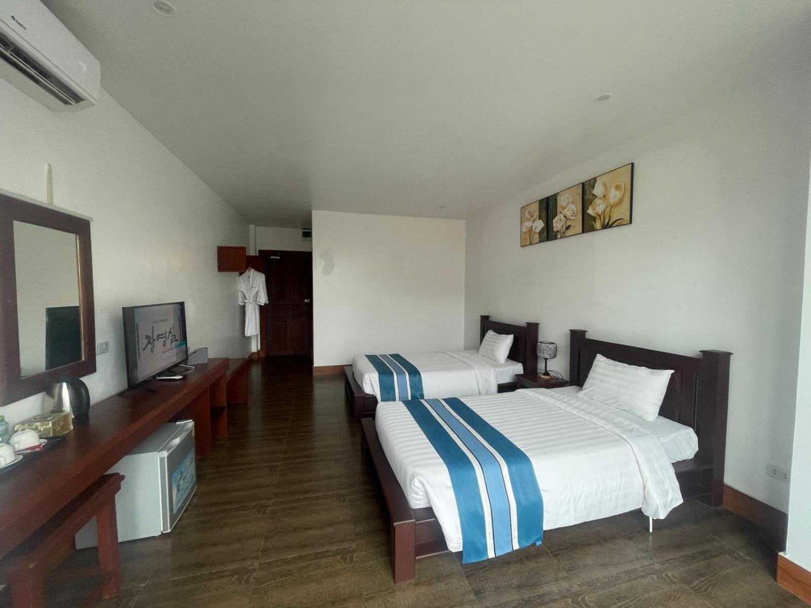 Vang Vieng Topview Hotel Экстерьер фото