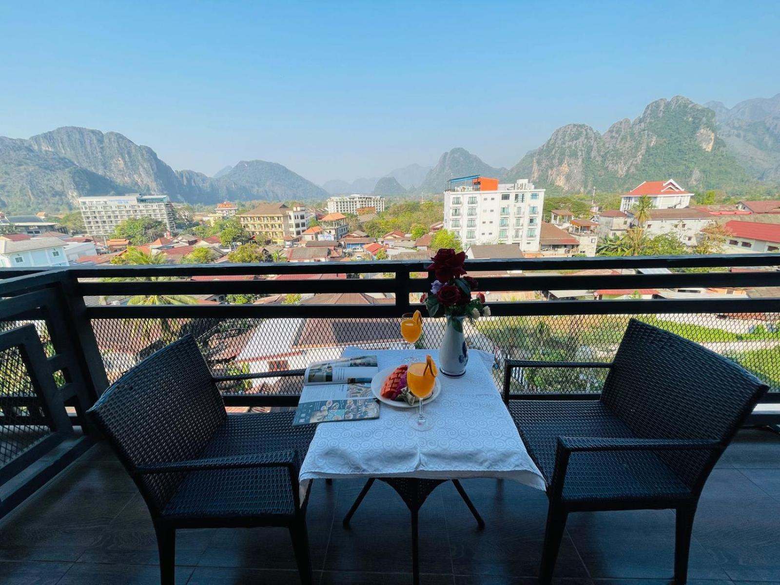 Vang Vieng Topview Hotel Экстерьер фото